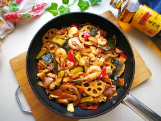 21、麻辣香锅,麻辣鲜香，让人食欲大开。