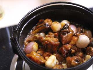 17、台式三杯鸡,慢慢烧