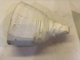 1、春笋炒腊肉,春笋洗干净，削皮