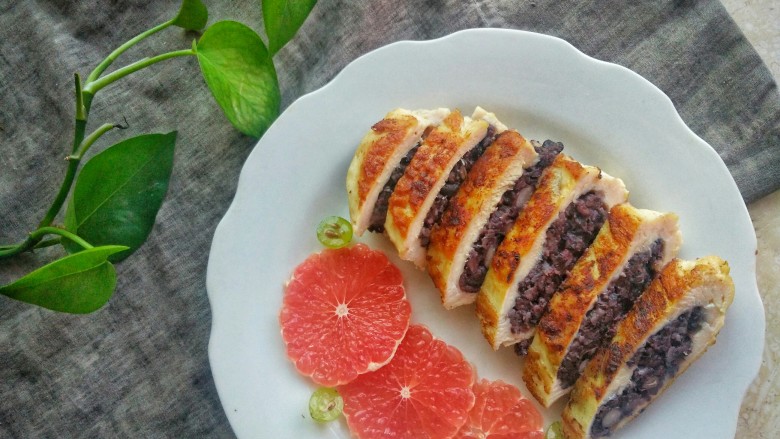 减脂增肌紫米鸡胸卷