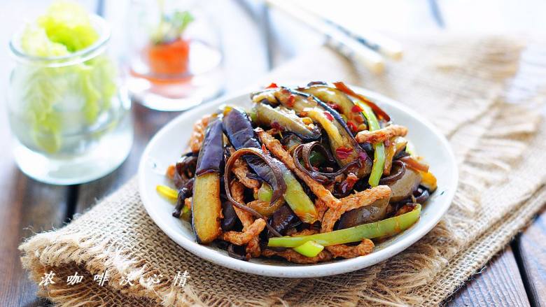 三丝酱茄条