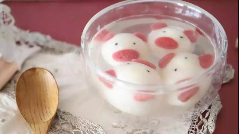 今年元宵节换种吃法一锅萌萌的小猪祝您团团圆圆