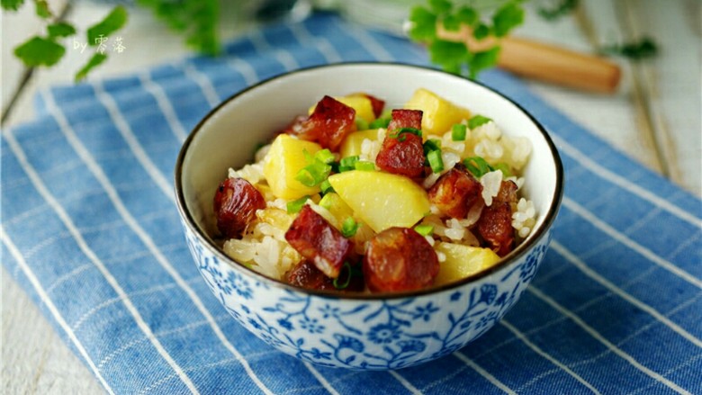 土豆腊肠饭