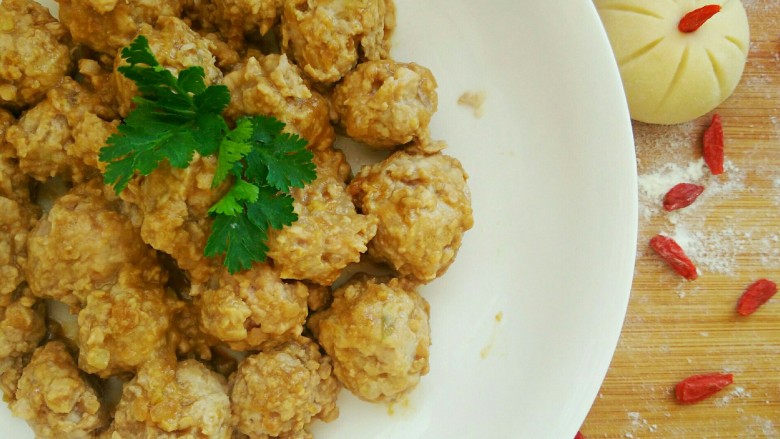 冬瓜新吃之不一样的冬瓜汆丸子