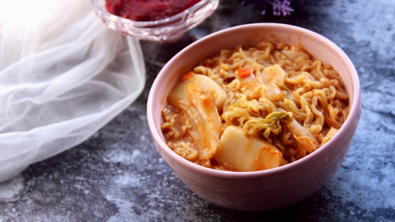 深夜食堂年糕辣酱芝士方便面