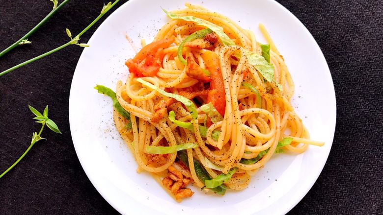 意大利面原来可以这样做简单、营养、美味