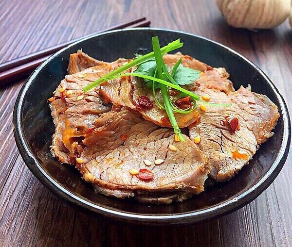 食二星座凉拌麻辣牛肉片