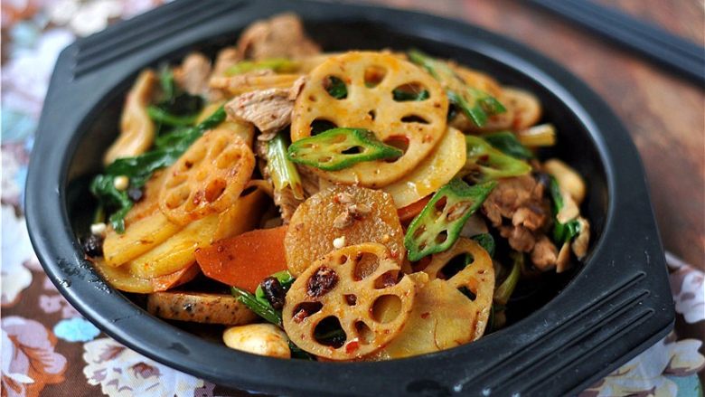 鲜香扑鼻的麻辣香锅