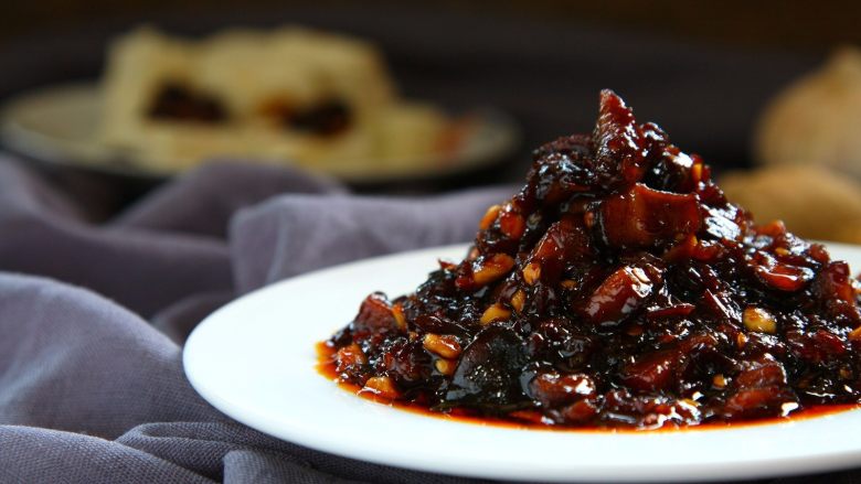 咸味自制花生香菇酱