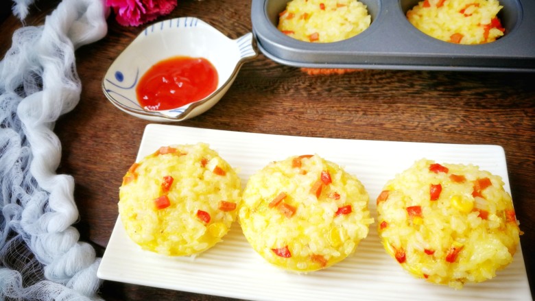 鸡蛋火腿米饭杯