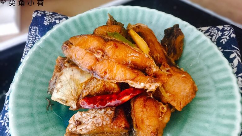 香辣入味的焖烧鱼块