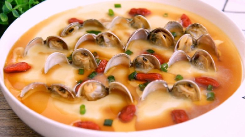 原来花甲蒸蛋正确的步骤是这样子的难怪在家里做不出饭店的味道