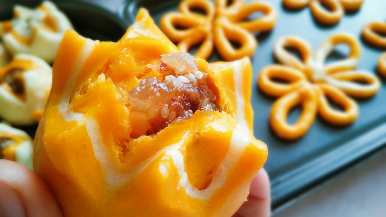 吃掉一朵花的美食开口笑