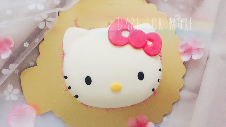 家有烤箱hellokitty可可慕斯附戚风蛋糕