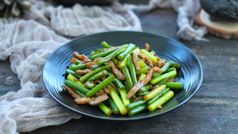 无肉不欢蒜苔炒肉丝