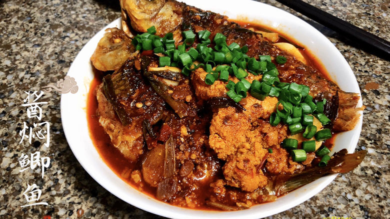 酱焖鲫鱼今年花胜去年红