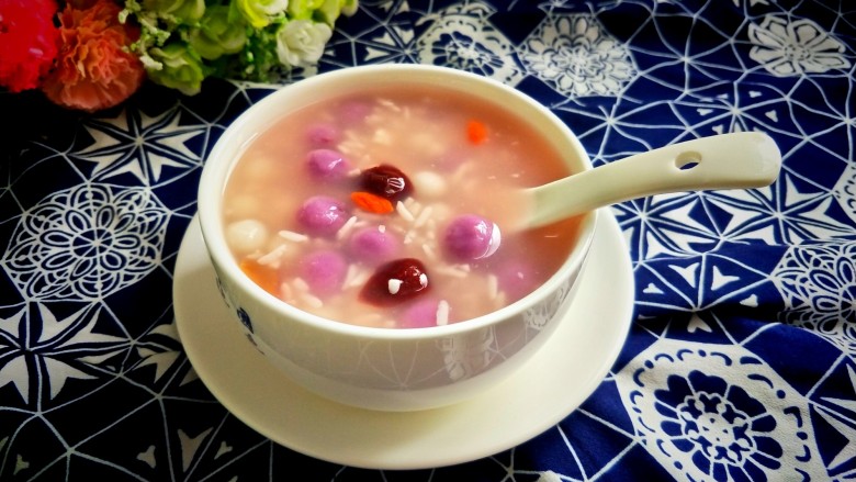 元宵节珍珠米酒汤圆