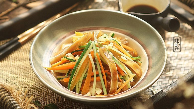 下酒小菜凉拌猪耳