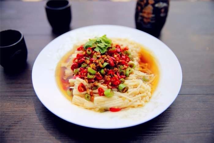 3分钟快手菜凉拌金针菇