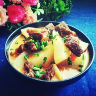 一锅炖番茄萝卜炖牛腩