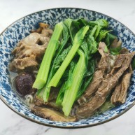 冬至美食当归生姜羊肉汤