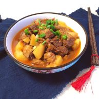 家常必备土豆炖牛肉