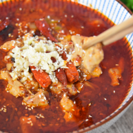 麻辣与热烫的刺激征服你的味蕾水煮肉片