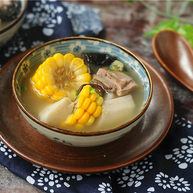 山药菌子排骨汤