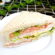 全麦土司三明治