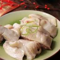 肥嫩鲜美白斩鸡