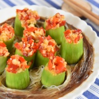 蒜蓉粉丝蒸丝瓜好看又好吃秘密就在这酱料