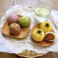 莲蓉蛋黄酥杂花酥黄油版