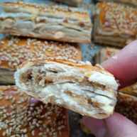 千层芝麻花生椒盐酥