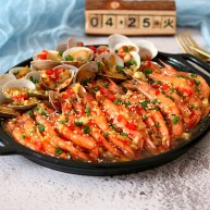 蒜蓉金针菇烤花蛤虾