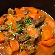 番茄胡萝卜炖牛腩不要吃太撑哦