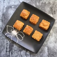 自制奶黄馅广式小月饼