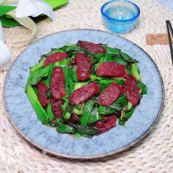 蒜苗炒腊肠