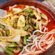 何必浪荡街头在家也能嗦一碗粉