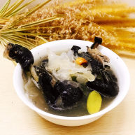 银耳乌骨鸡汤