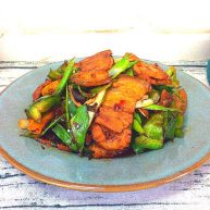 辣子蒜苗回锅肉