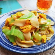 杏鲍菇炒鸡蛋