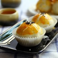 最爱这酥软的蛋黄酥