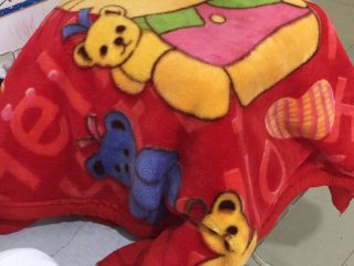 13、红豆薏米粗粮米糊软欧包,因为天冷了简易发酵箱散热快所以给它盖了被子，简易发酵箱挺好用适合小白新手觉得没必要败专业发酵箱的人……可以去某宝买我买的最小号一百块钱配个温度湿度同时显示的温湿计