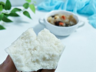 13、椰香米糕&红枣莲子银耳汤,特别松软~