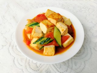 15、彩蔬焖豆腐,减肥也可以吃得这么饱哦