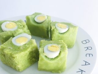 9、豌豆蒸蛋糕,有颜值营养高的豌豆蒸糕就蒸好啦