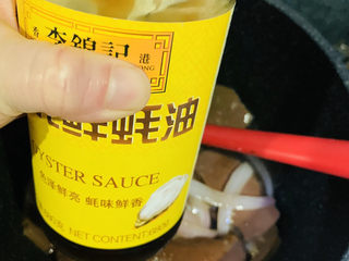 12、韭菜炒鸭血,加蚝油；