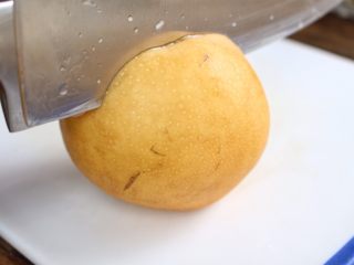 3、秋梨膏,一切二