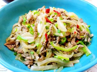 24、温补驱寒+白萝卜炒牛肉,成品