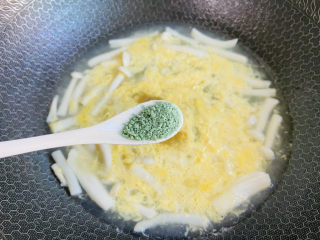 17、白玉菇鸡蛋汤,蔬之鲜调味